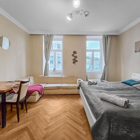 King-Size Comfort In Three Bedrooms Wien Exterior foto